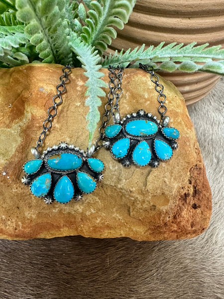 ALZ 6 Stone Cluster Necklace