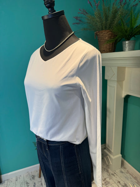 Lysse Lyssential Long Sleeve V-Neck Knit Top