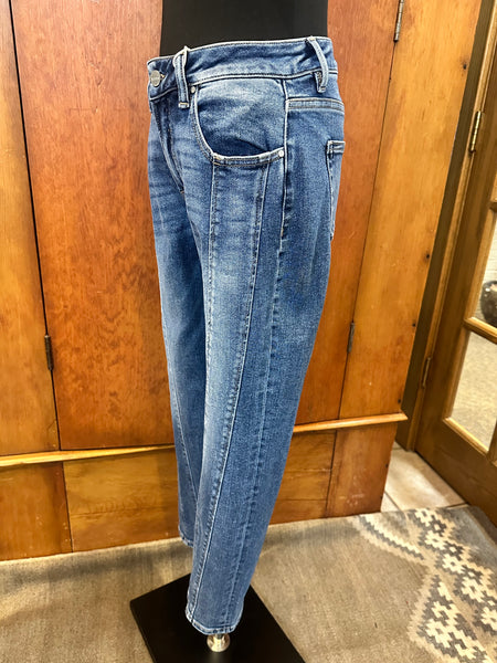 Risen High Rise Crop Straight Jean