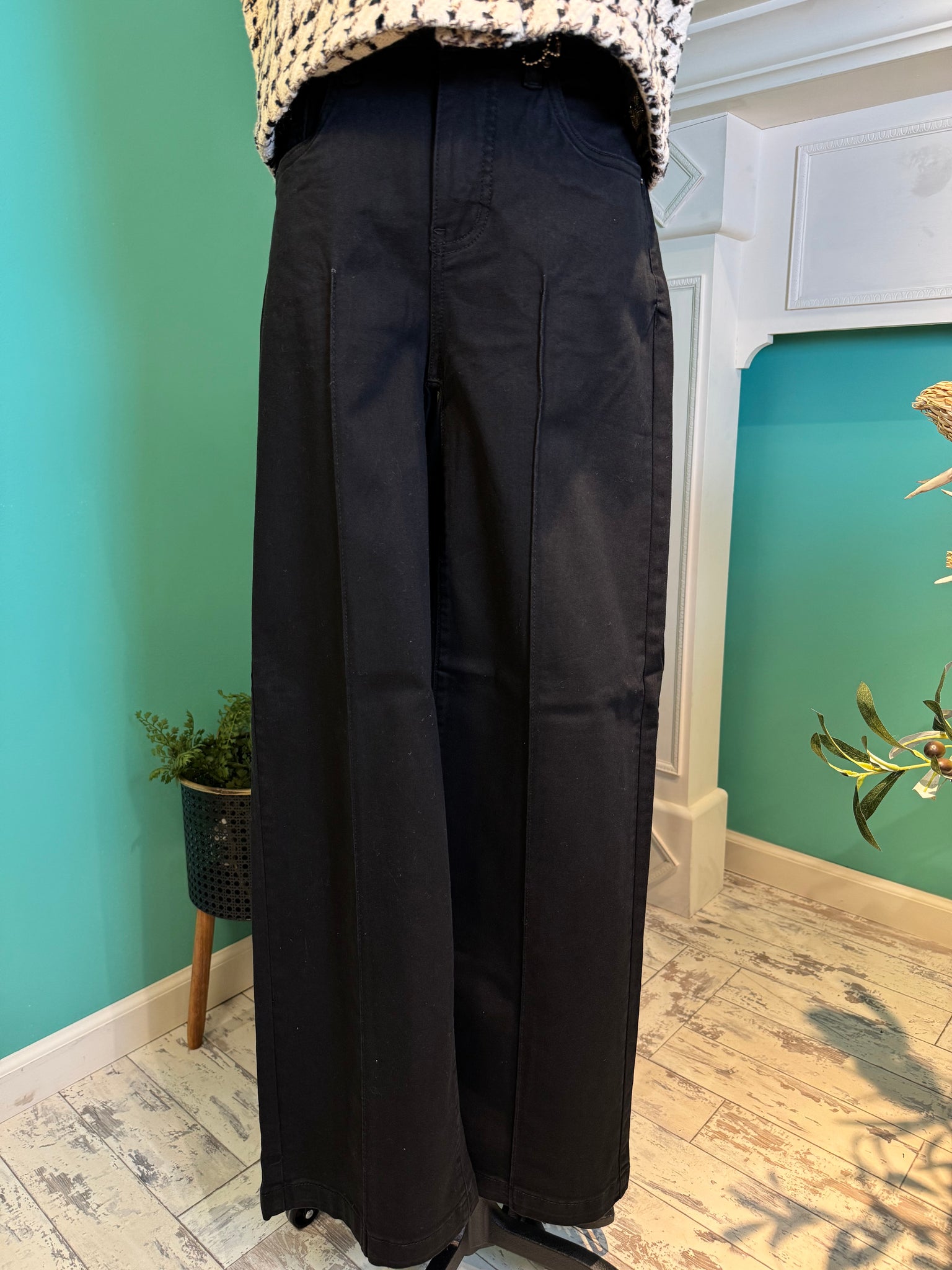 FDJ Olivia Wide Leg Jean