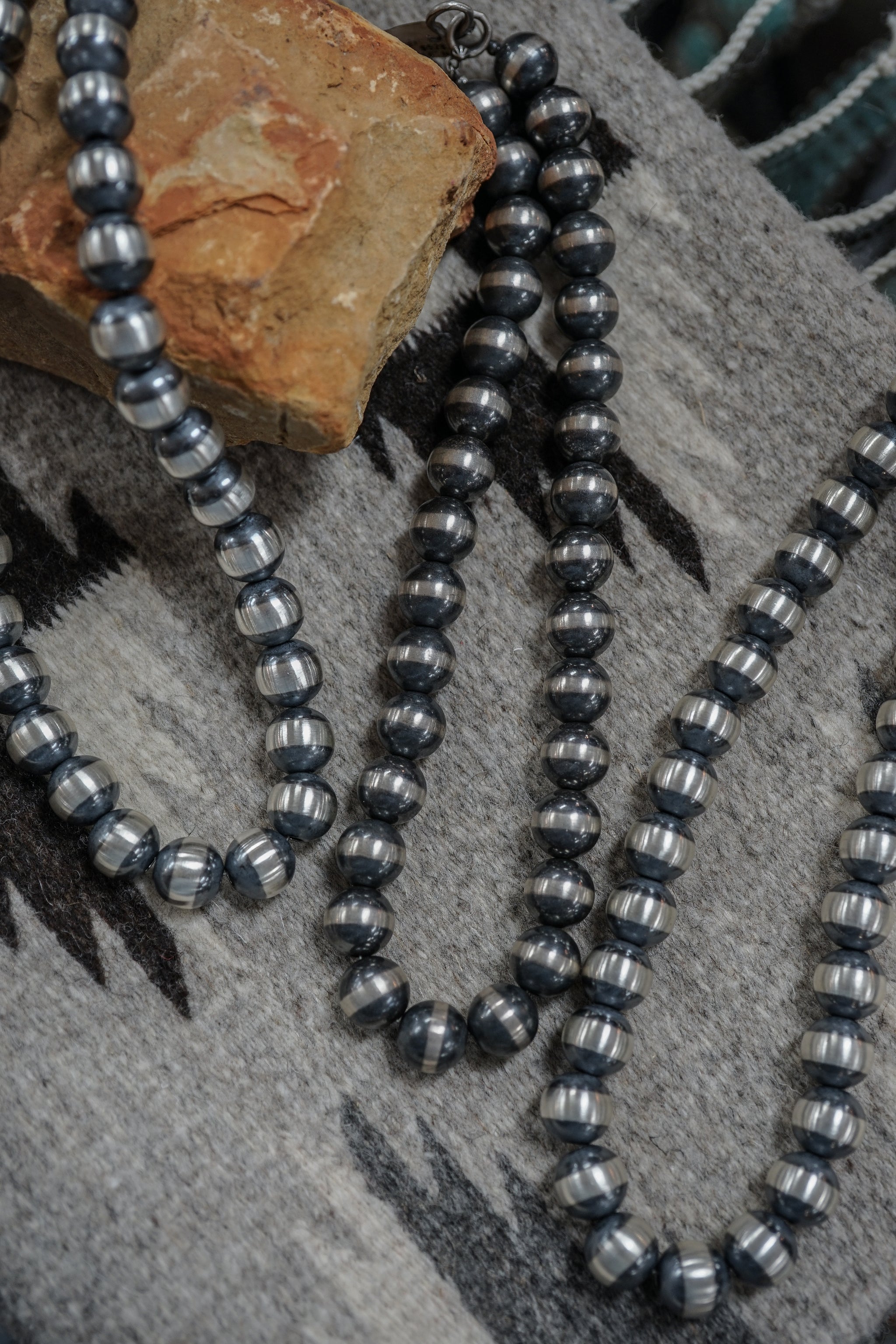 14mm Navajo Pearls – Cummings Carousel
