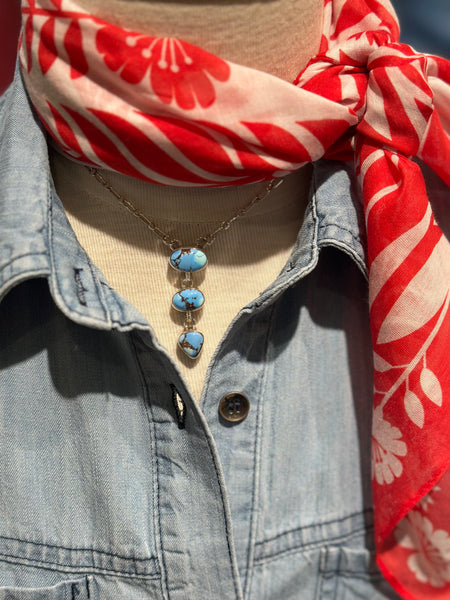 ALZ Mini 3 Stone Necklace