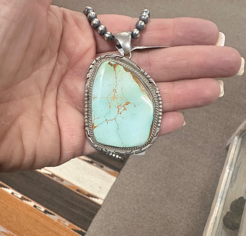 ALZ Gorgeous Turquoise Pendant