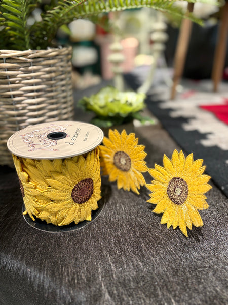 D. Stevens Felt Embroidery Sunflowers Garland