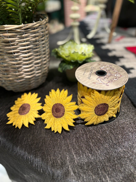D. Stevens Felt Embroidery Sunflowers Garland