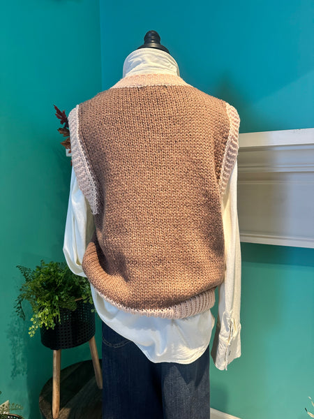 Urban Daizy Horseshoe Crochet Sweater