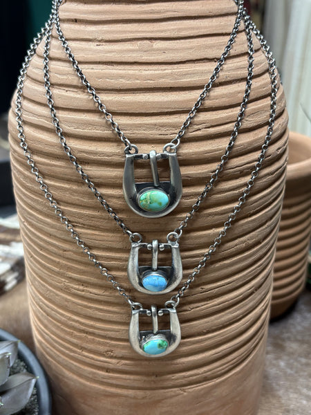 ALZ Single Turquoise Buckle Necklace
