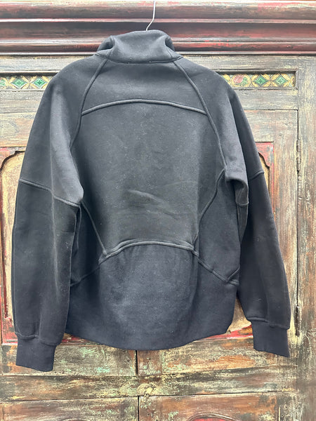 Aemi + CO DOVE FUNNEL Neck Cropped Sweater