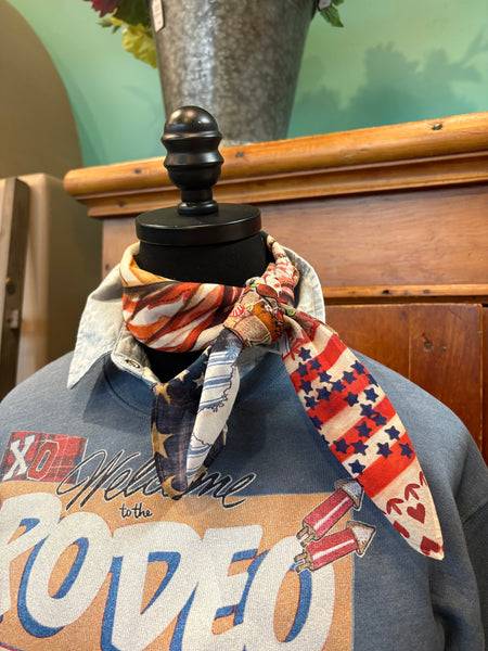 XOXO 1776 Shorty Scarf