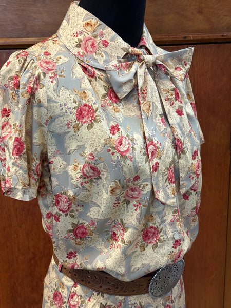 Chantilly Tie Short Sleeve Shirt