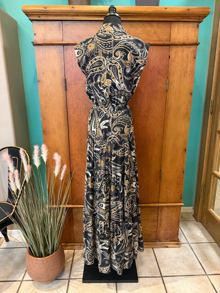 Paisley Print Tiered Maci Dress