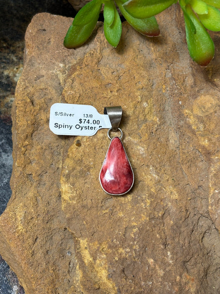 Spiny Oyster Teardrop Pendant