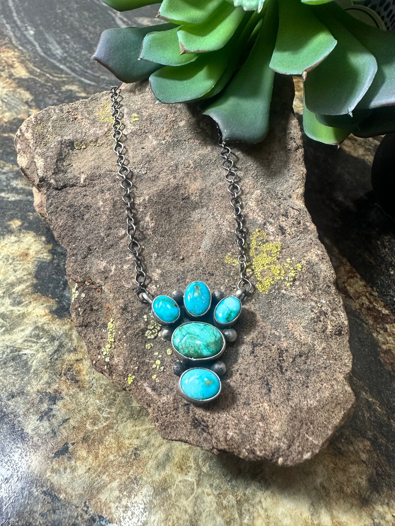 Bear Paw Cluster Necklace