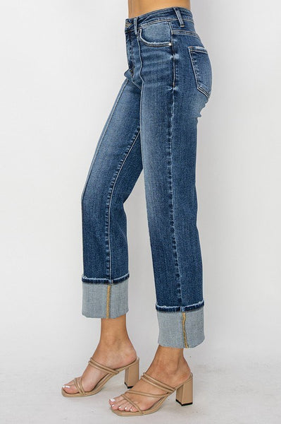 Mid Rise Straight Jean