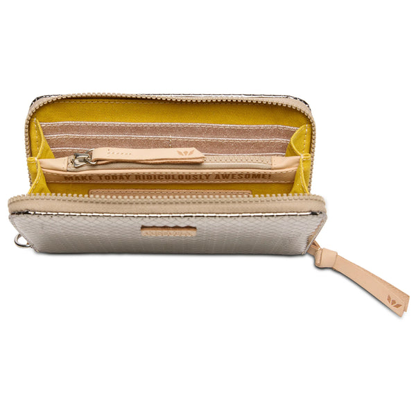 Consuela Essential Wallet in Kyle