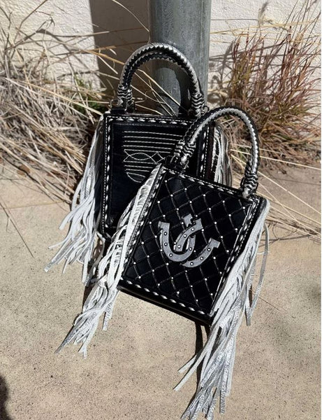 The Card Handbag in Horse Shoe Silver Tassel