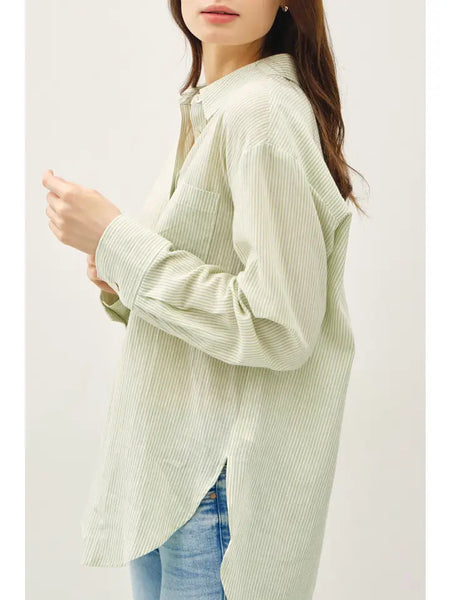 Be Cool Classic Cut Button Up Top