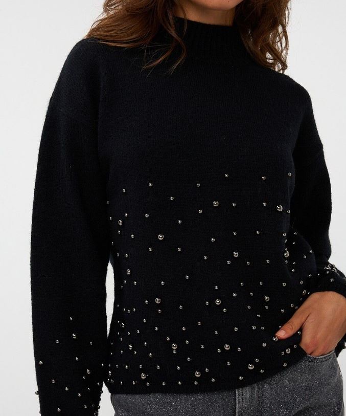 Esqualo Sweater with Pearl Detail