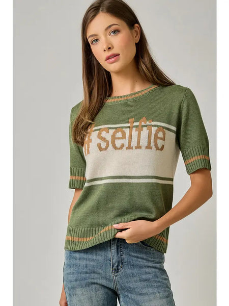 Selfie Color Block Short Sleeve Sweater
