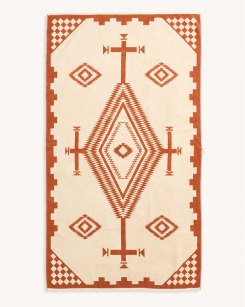 Oversized Jacquard Spa Towel in Los Ojos Coral