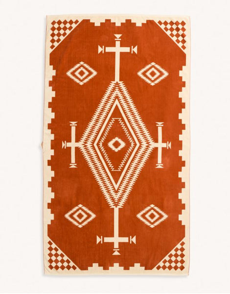 Oversized Jacquard Spa Towel in Los Ojos Coral