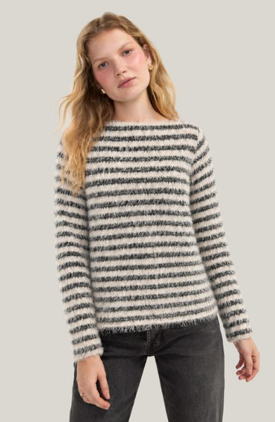 Long Sleeve Boatneck Knit Top