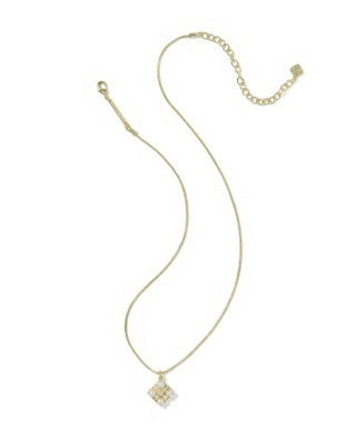 Dira Pearl Short Pendant Necklace