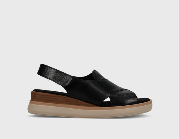 Vaneli Hydra Sandal