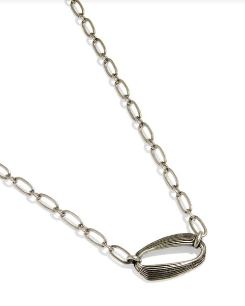 Kendra Scott Kira Short Pendant Necklace in Vintage Silver Metal