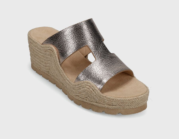 Vaneli Cyril Wedge Sandal