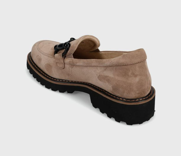 Vaneli Zimmy in Military Suede