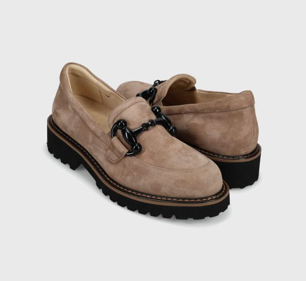 Vaneli Zimmy in Military Suede